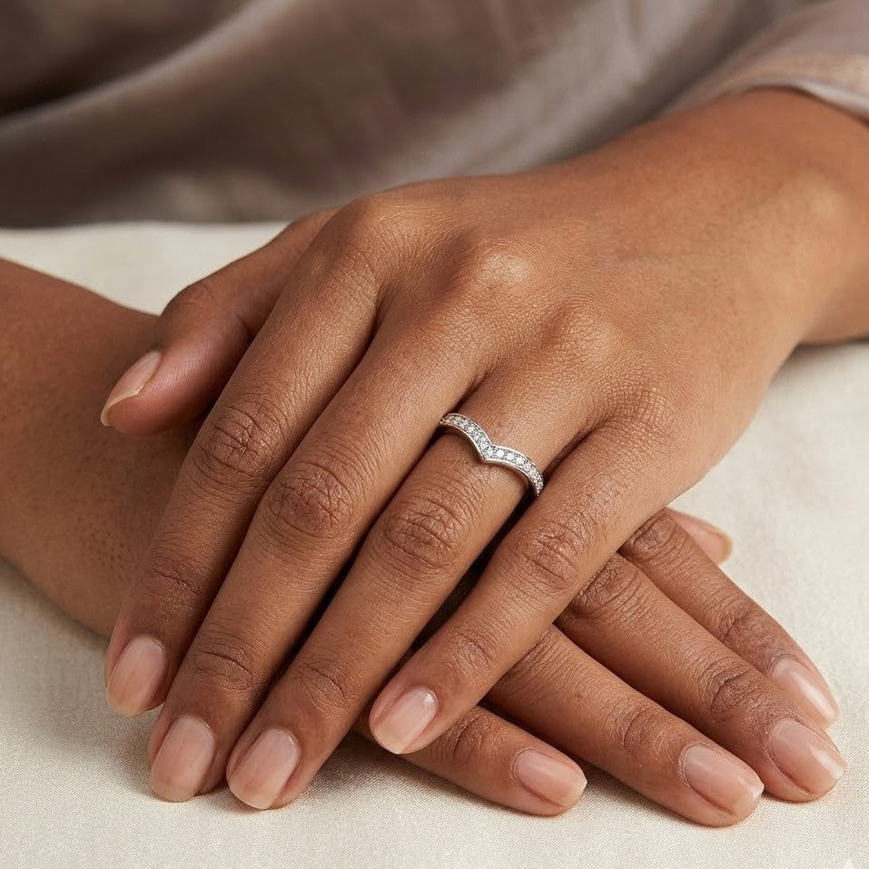 Silver Vanki Elegance Ring