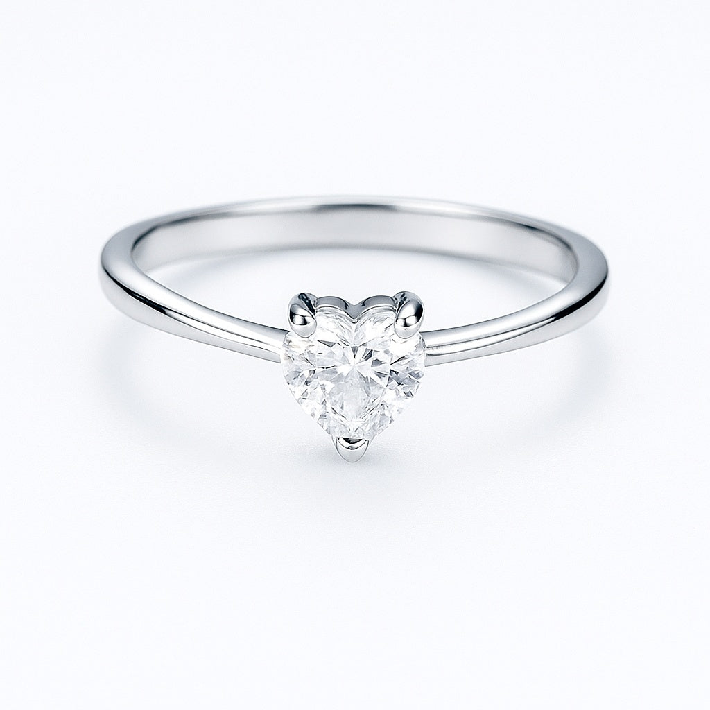 Glistening Heart Silver Ring
