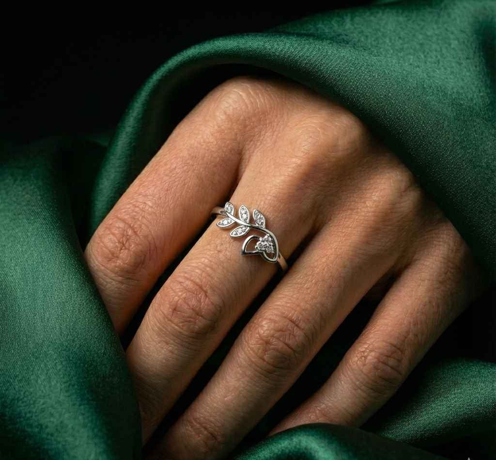 Leaf Vein Ring – anti-tarnish silver ring by Nesiy (view 2)